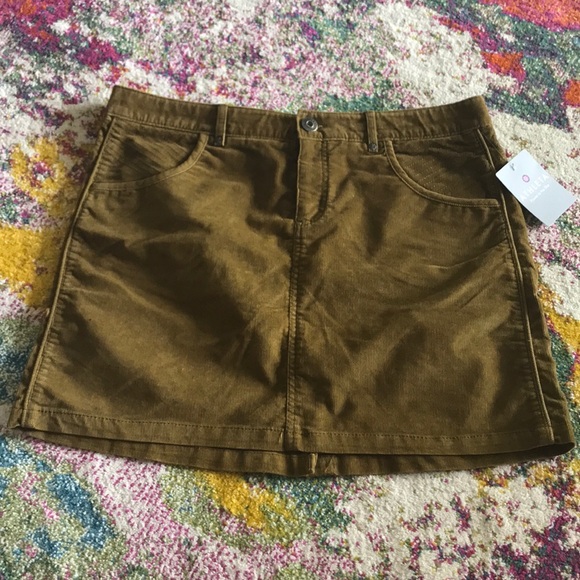 Athleta Dresses & Skirts - Athleta Cord Skirt
